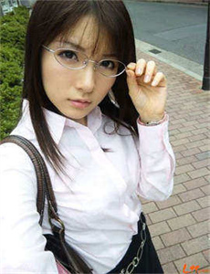 《涩情美眉-7723日本高清完整版免费观看》