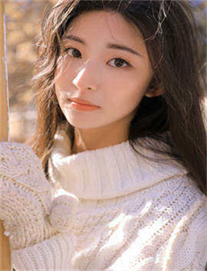 《美女自动脱了胸衣-美女裸l体b》